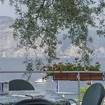 Camping Monja Village Brenzone sul Garda