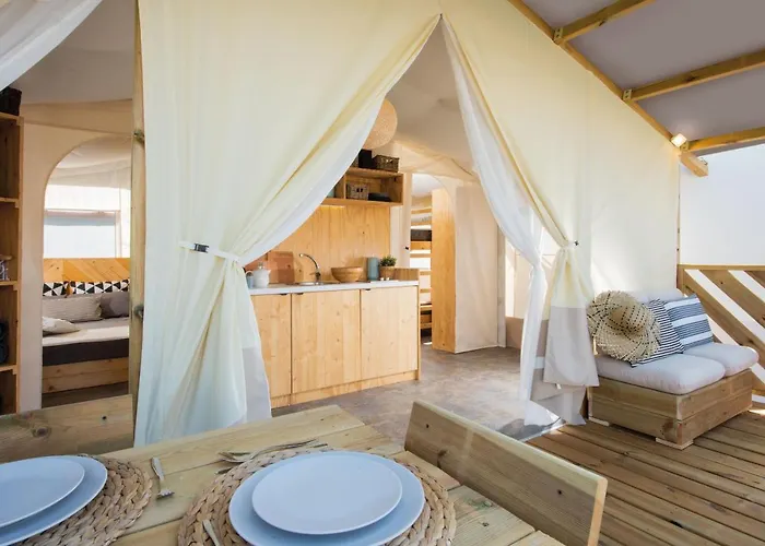 Kemp Monja Village *