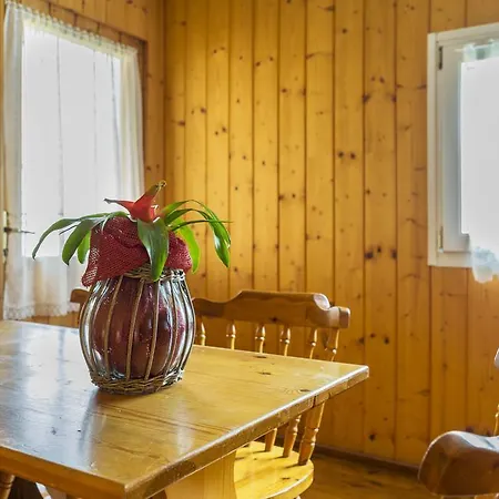 Κάμπινγκ Monja Village Brenzone sul Garda