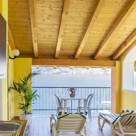 Monja Village Κάμπινγκ