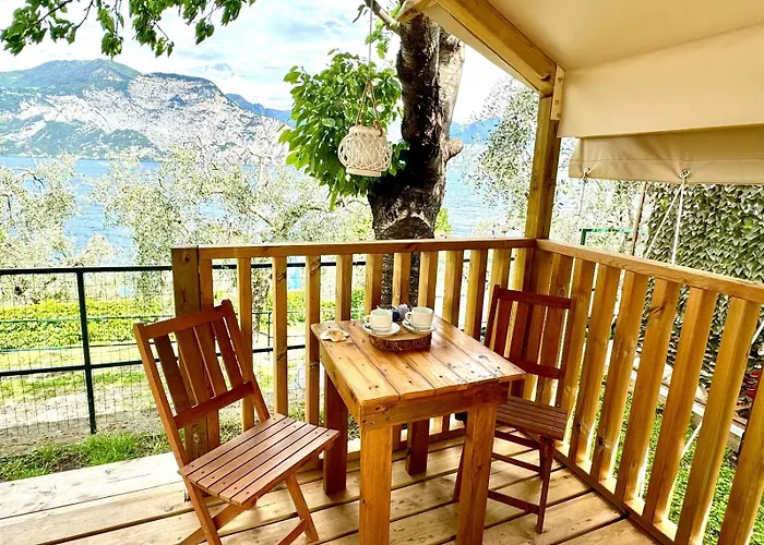 Monja Village Κάμπινγκ