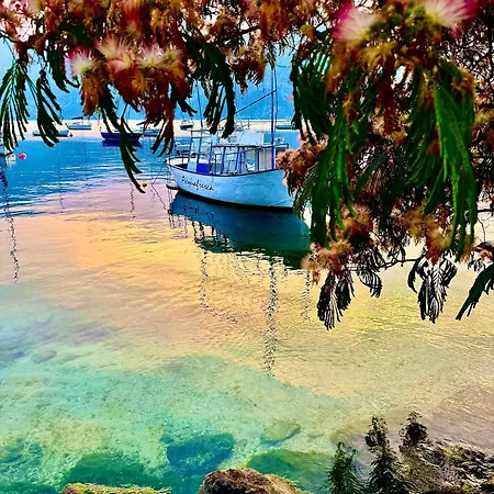 Monja Village * ברנצונה סול גארדה