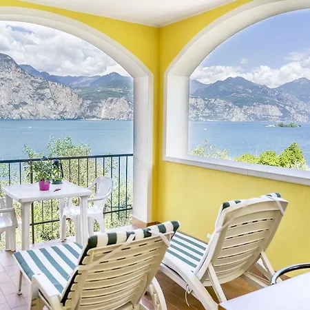 אתר קמפינג Monja Village *