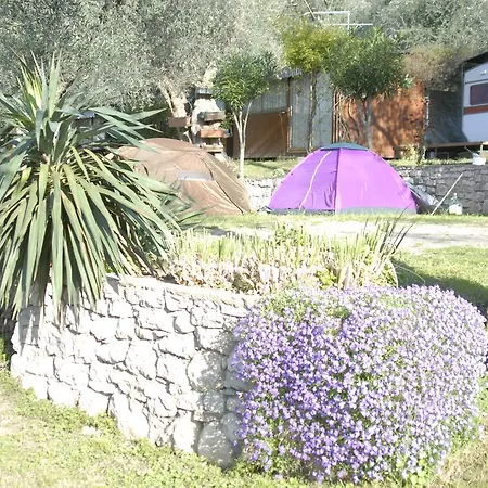 Monja Village אתר קמפינג *